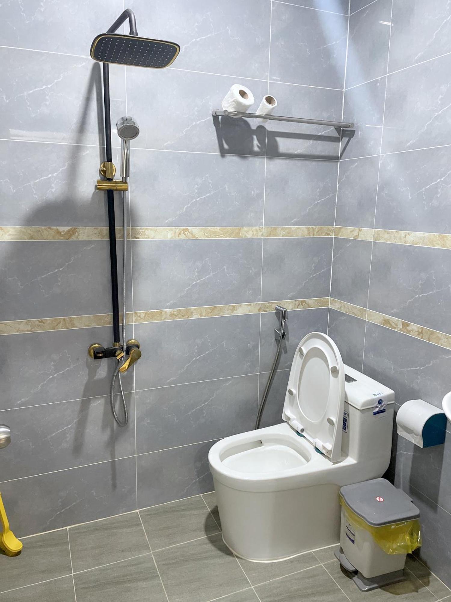 Hotel Hoang Phuc ブンタオ エクステリア 写真