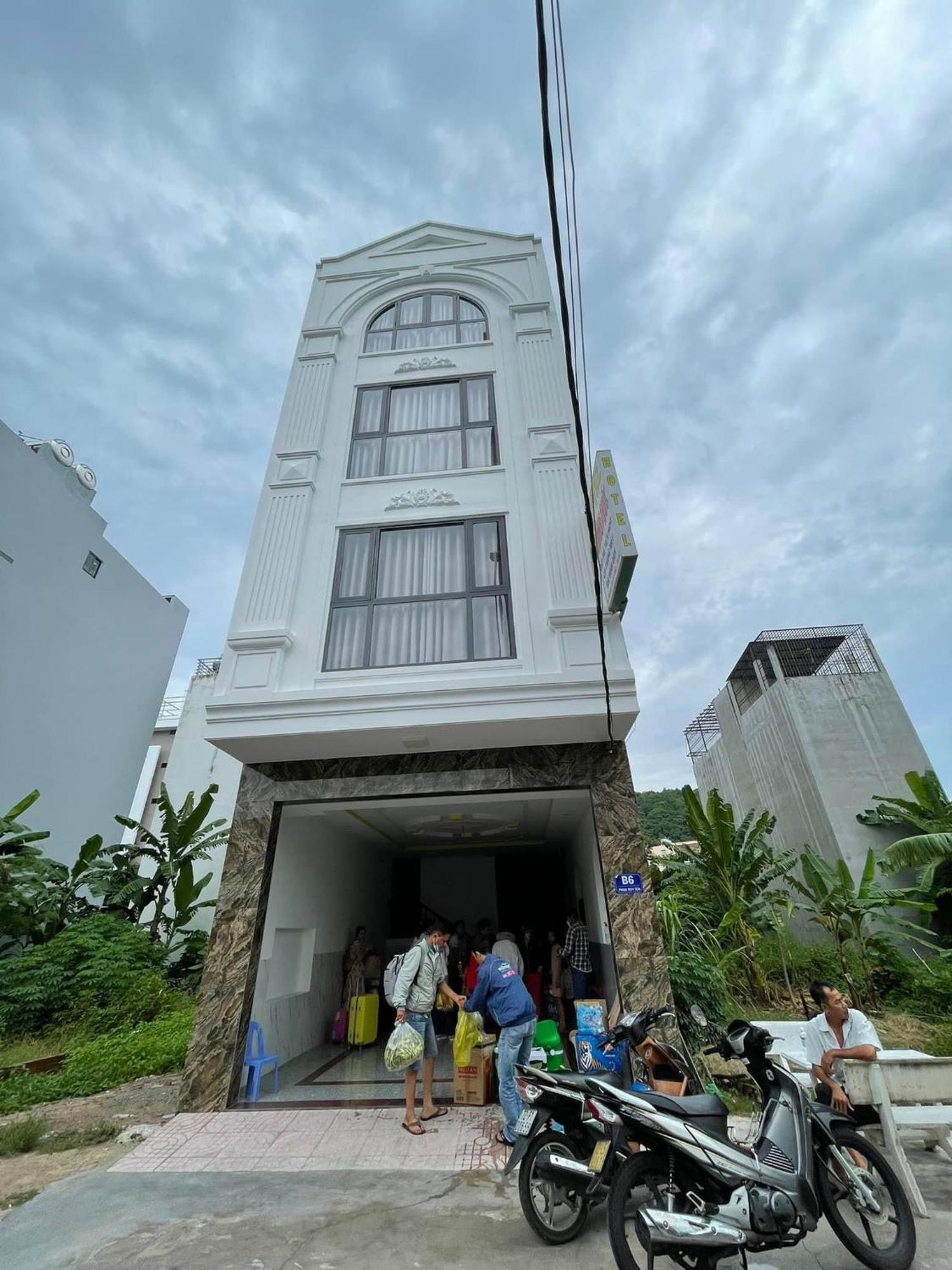 Hotel Hoang Phuc ブンタオ エクステリア 写真